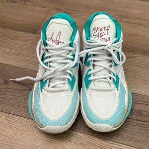 Kylie Nike basketball shoes